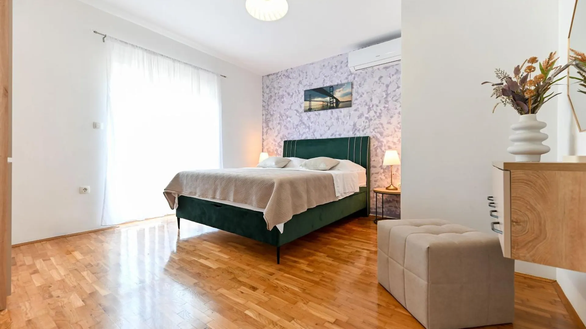 別荘 Charmantes Ferienhaus In Donje Rastane
